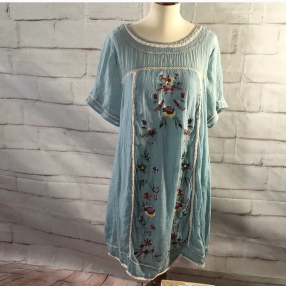 Umgee Meet Me In Paradise Light Blue Embroidered Floral Tunic Dress - Picture 4 of 8